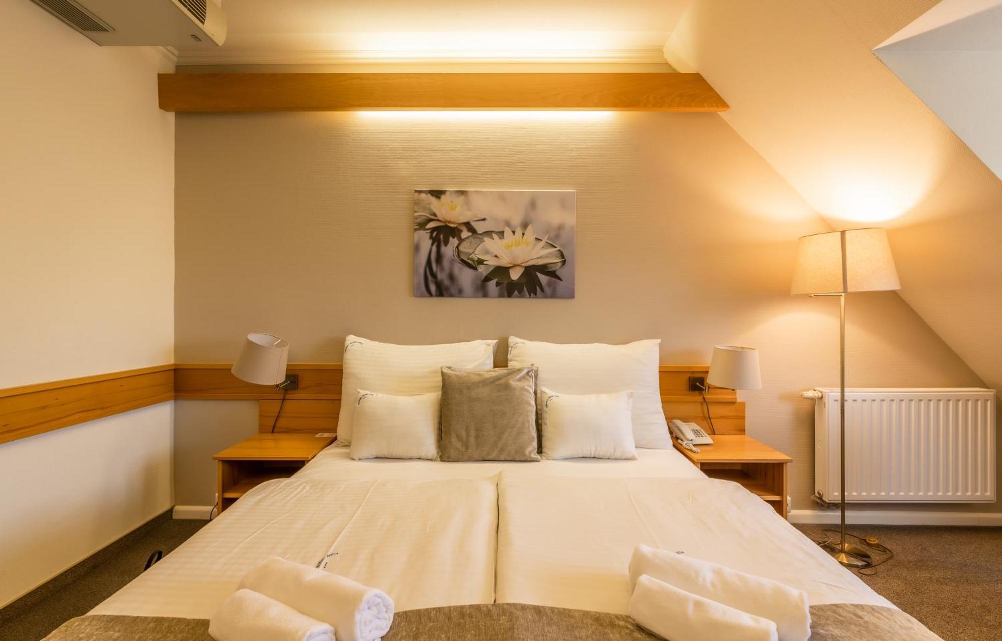 Aqua Hotel Termal Mosonmagyaróvár エクステリア 写真