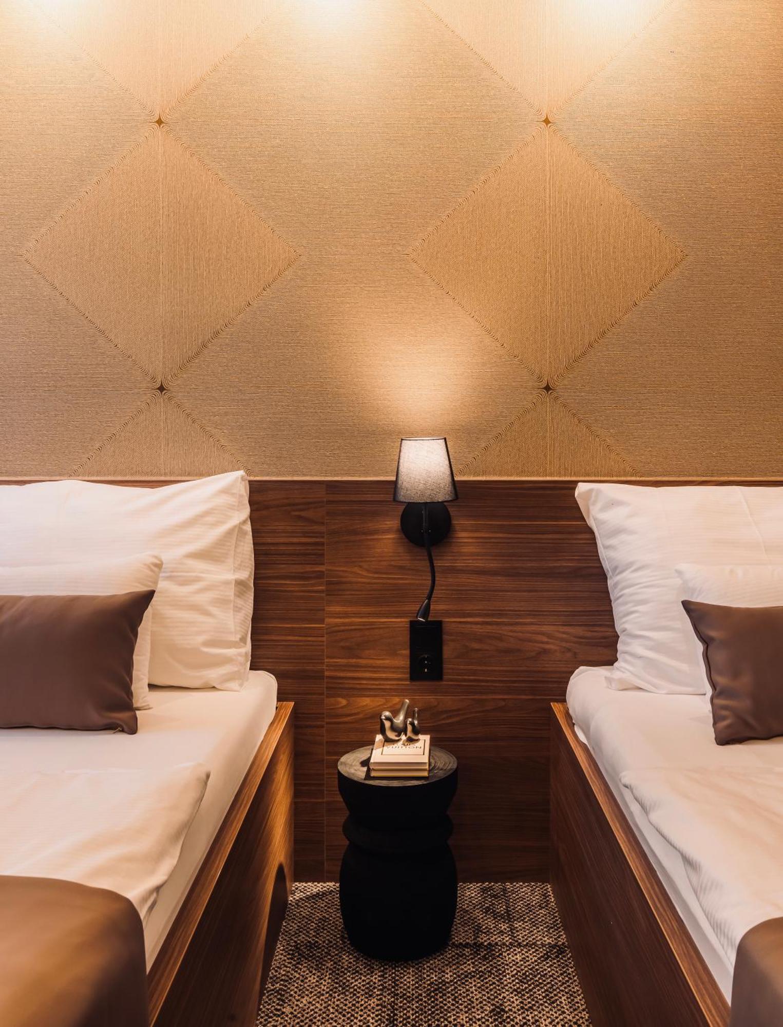 Aqua Hotel Termal Mosonmagyaróvár エクステリア 写真