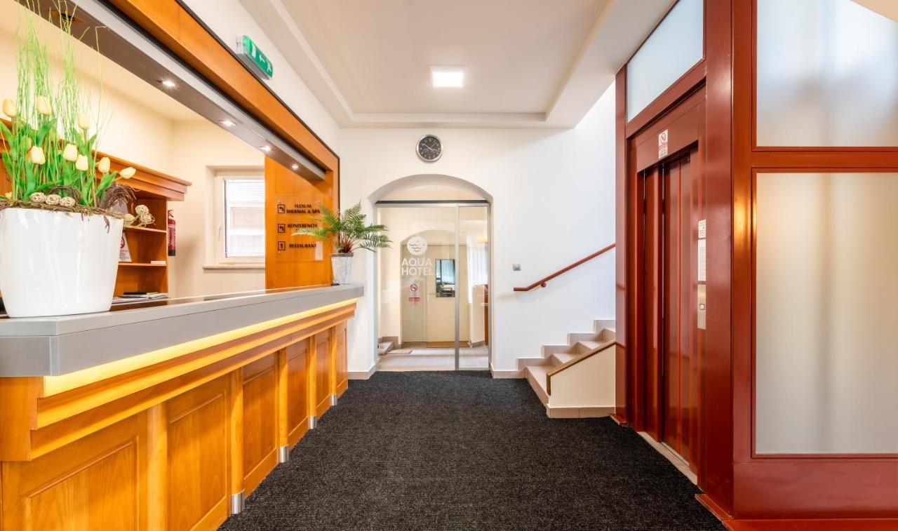 Aqua Hotel Termal Mosonmagyaróvár エクステリア 写真